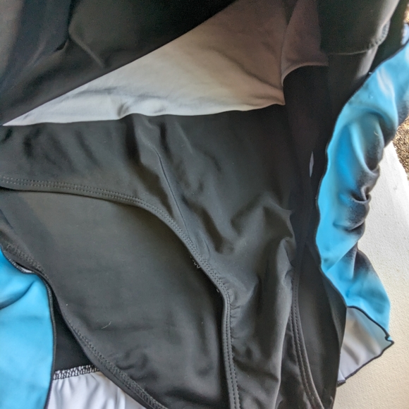 Xuanfei Women's One piece swimsuit size 4XL gradient print ruffles hem Q-1 - Picture 9 of 10